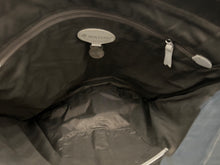 Load image into Gallery viewer, Mulberry Warren Messenger Bag