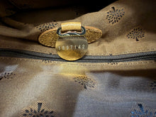 Load image into Gallery viewer, Mulberry Large Del Ray in Deer Brown Soft Leather