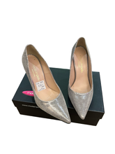 Load image into Gallery viewer, Moda in Pelle Silver Snakeskin Courts UK4
