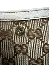 Load image into Gallery viewer, Gucci Vintage GG Canvas Wallet – Beige &amp; Gold
