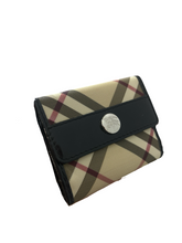 Load image into Gallery viewer, Burberry Vintage Nova Check Purse
