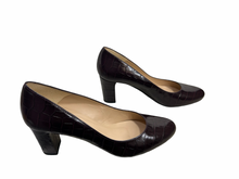 Load image into Gallery viewer, LK Bennett Sersha Burgundy Croc Effect Leather Block Heel Courts in UK6.5 EU39.5
