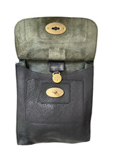 Load image into Gallery viewer, Mulberry Black Regular Antony
