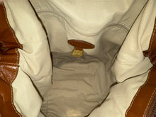 Load image into Gallery viewer, Mulberry Vintage Shimmy Hobo in Oak Textured Leather
