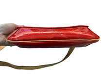 Load image into Gallery viewer, Louis Vuitton Vernis Thompson Street Monogram Red Bag
