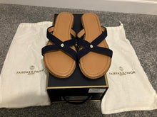 Load image into Gallery viewer, Fairfax &amp; Favor Holkham Sandals in Navy UK7 EU40 RRP £85 NEW
