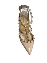 Load image into Gallery viewer, Valentino Garavani Rockstud Heels in Nude Patent Leather
 UK4.5 EU37.5
