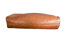 Load image into Gallery viewer, Mulberry Large Antony Messenger Bag in Oak NVT Leather
