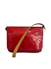 Load image into Gallery viewer, Louis Vuitton Vernis Thompson Street Monogram Red Bag
