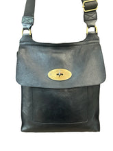 Load image into Gallery viewer, Mulberry Large Antony Messenger Bag in Black
