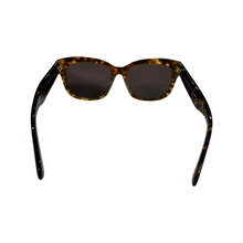 Load image into Gallery viewer, Kate Spade New York “Lorelle” Cats Eye Tortoiseshell Sunglasses
