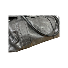 Load image into Gallery viewer, Mulberry Metallic Silver/Pewter Crackle Grazed Leather Bayswater
