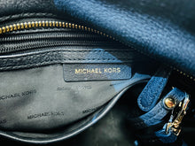 Load image into Gallery viewer, Michael Kors Fulton
